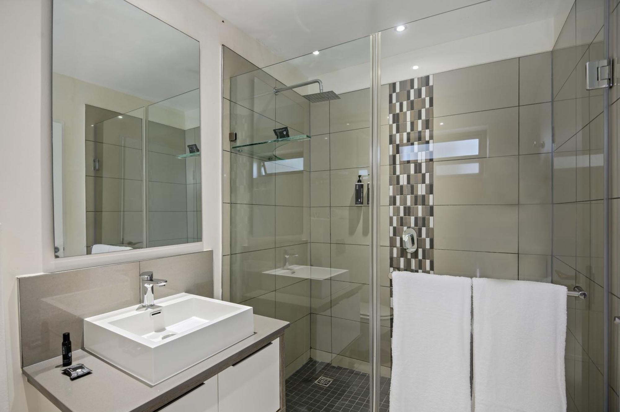 The Capital On Bath Hotel 3*