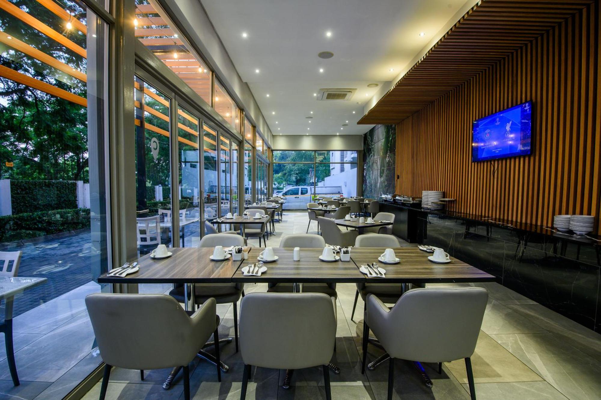 Hotel The Capital On Bath Johannesburg
